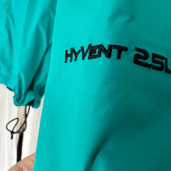 New. The North Face. Jacket. Never worn. - Picture 3 of 7